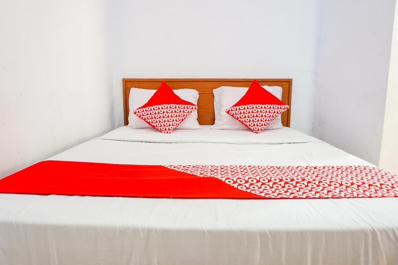 OYO 569 Cigadung Guest House Syariah Bandung Bagian luar foto