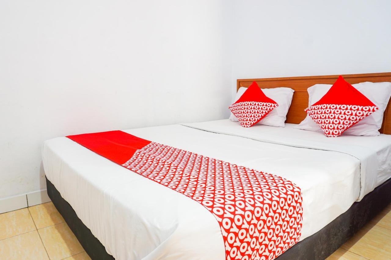 OYO 569 Cigadung Guest House Syariah Bandung Bagian luar foto